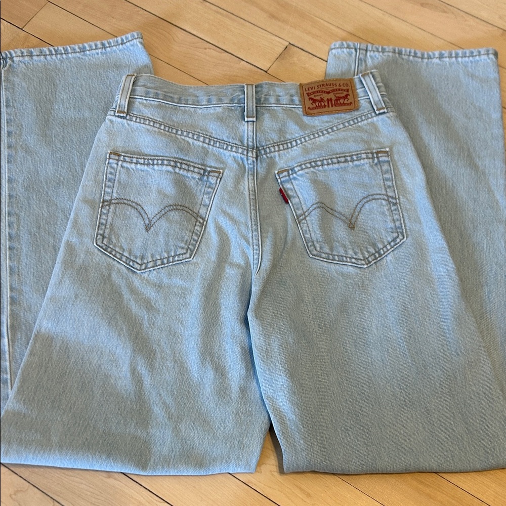Levi's Light Blue High-Rise Women's Jeans